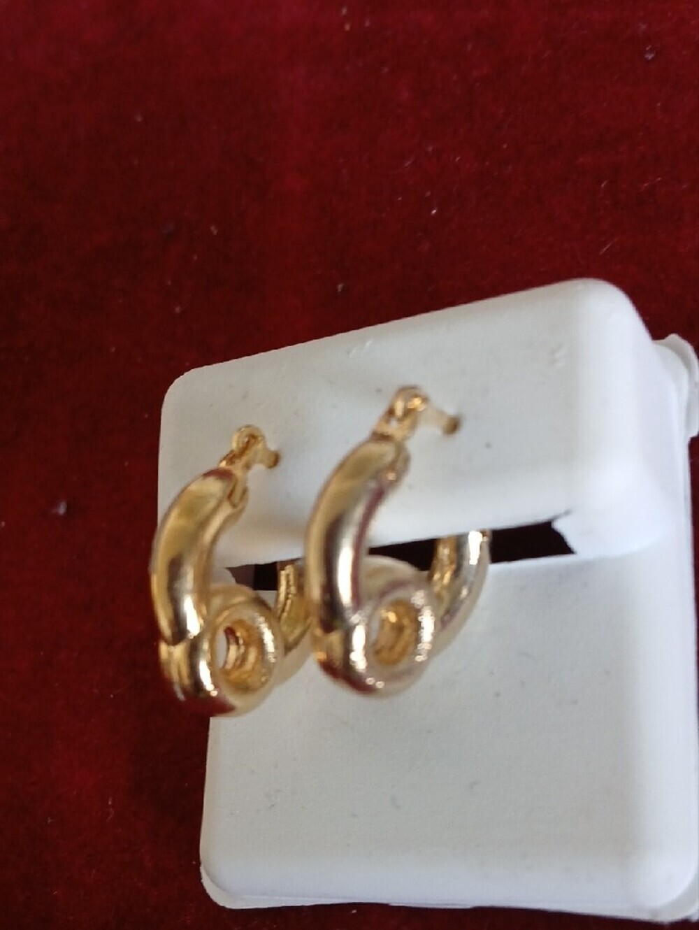 Gold Hoop Twist Earrings - Gold Tone Women's Jewelry - Picture 2 of 3